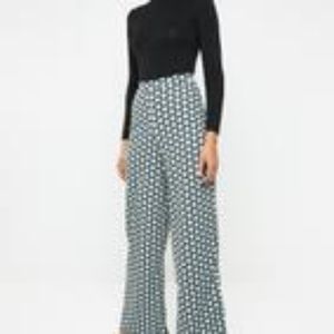 Wide leg pants